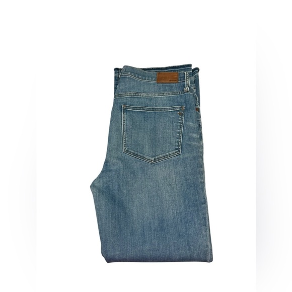Madewell Cali demi Boot Light Wash Blue Jeans with Slit on side size 32 - Picture 1 of 7